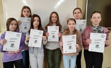 Gazetka Zaczytana Dwójka.